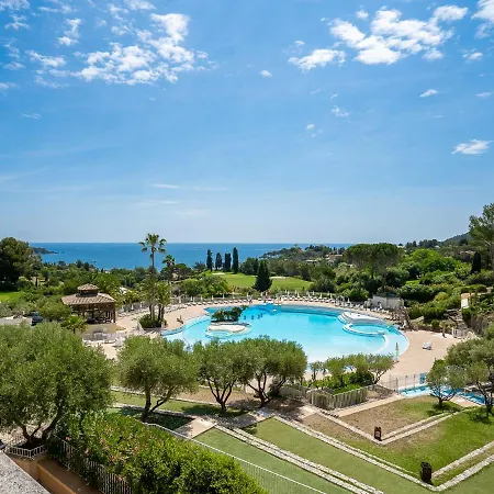 Appartamento Le Hameau - L1 310 By Interhome Saint-Raphaël