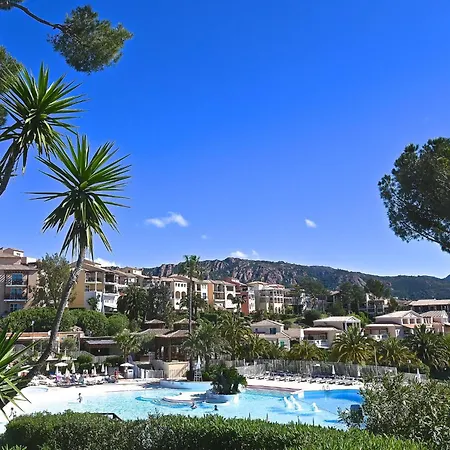 Appartamento Le Hameau - L1 310 By Interhome Saint-Raphaël